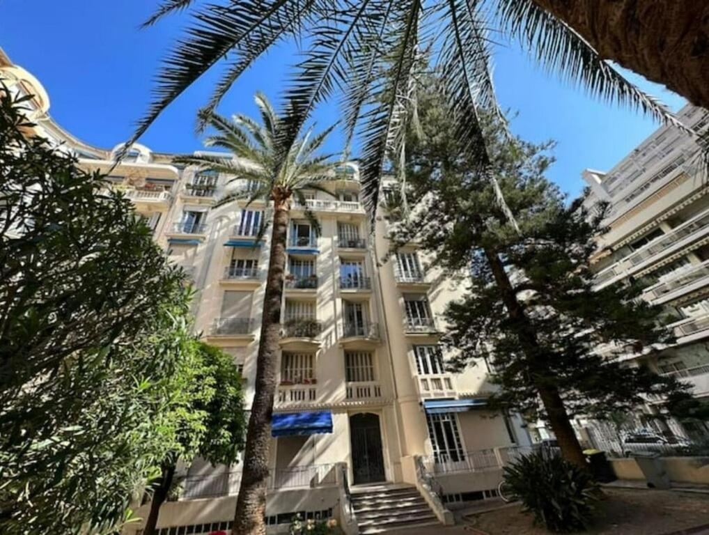 Apartment Luxueux 115m2, 3 Centre Avec Parking A 5 Min -climatisation *